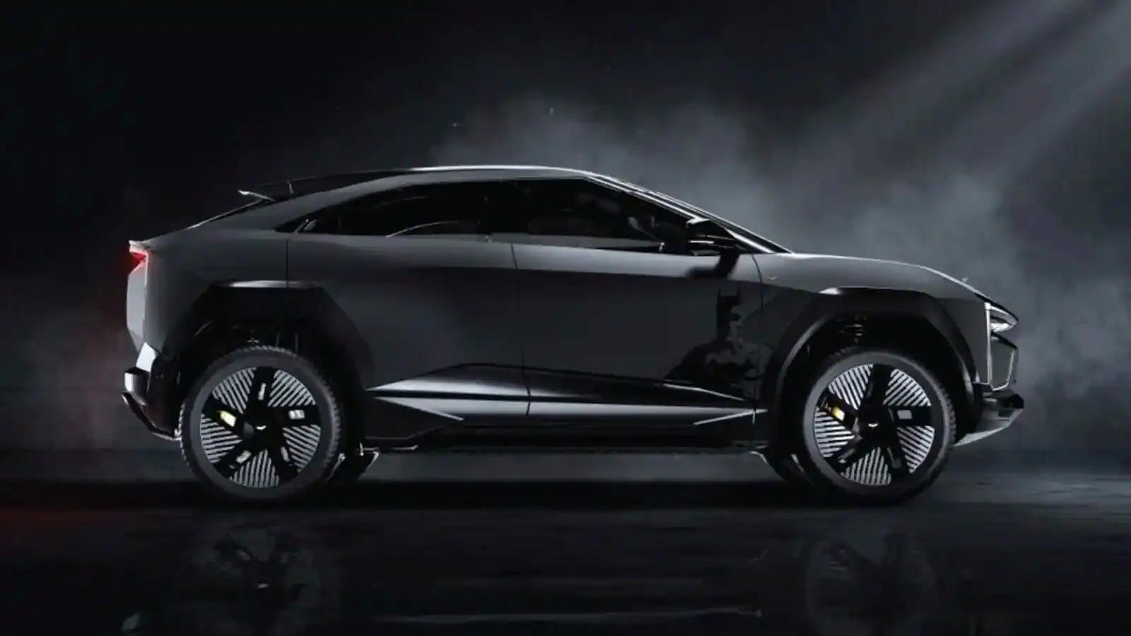 Mahindra’s BE 6 Batman Edition Debuts with Blacked-Out Styling and Themed Cabin