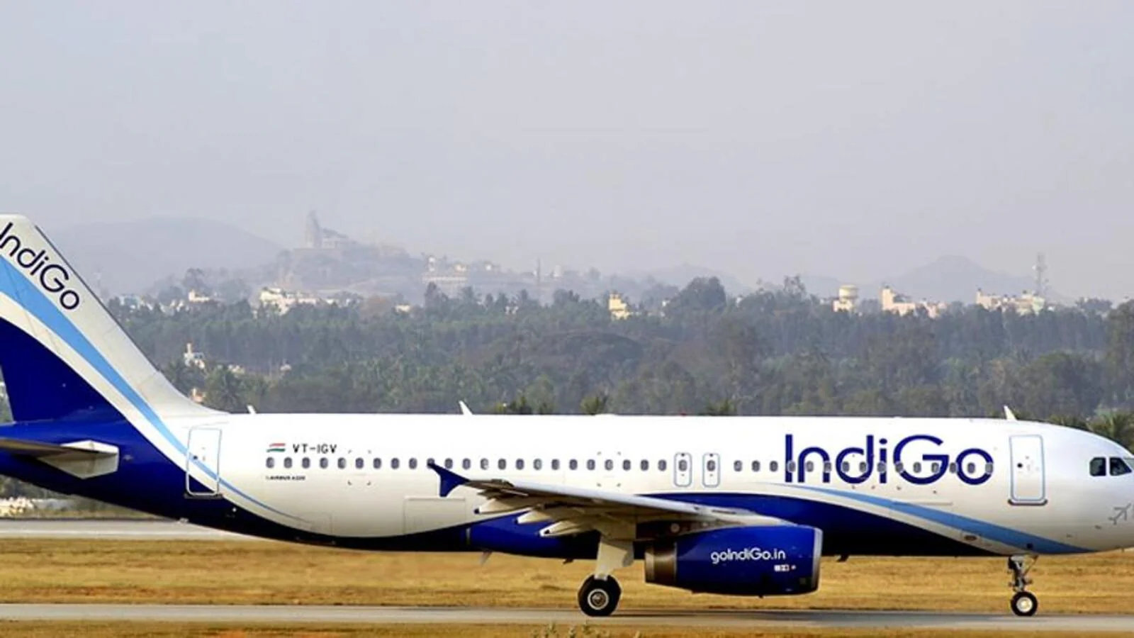 Flight Harassment Case: Passenger Held for Molesting Woman Before Landing in Hyderabad