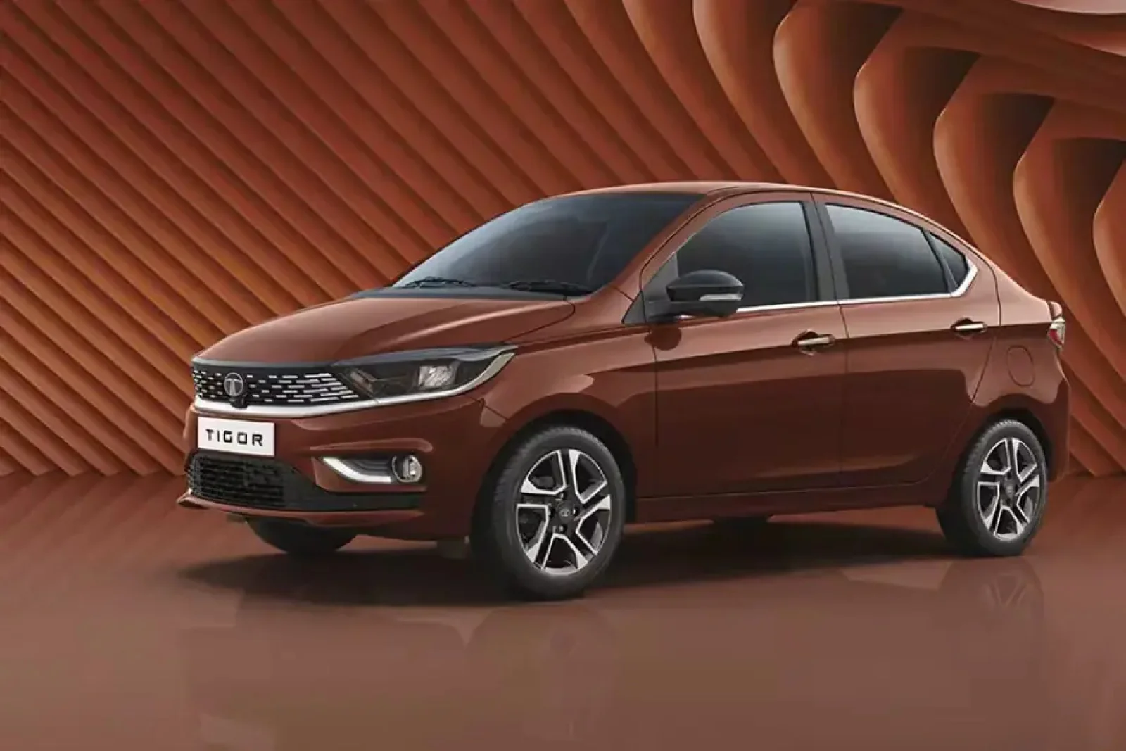 Tata Tigor Base Variant: ₹2 Lakh Down Payment and ₹6,499 Monthly EMI Explained