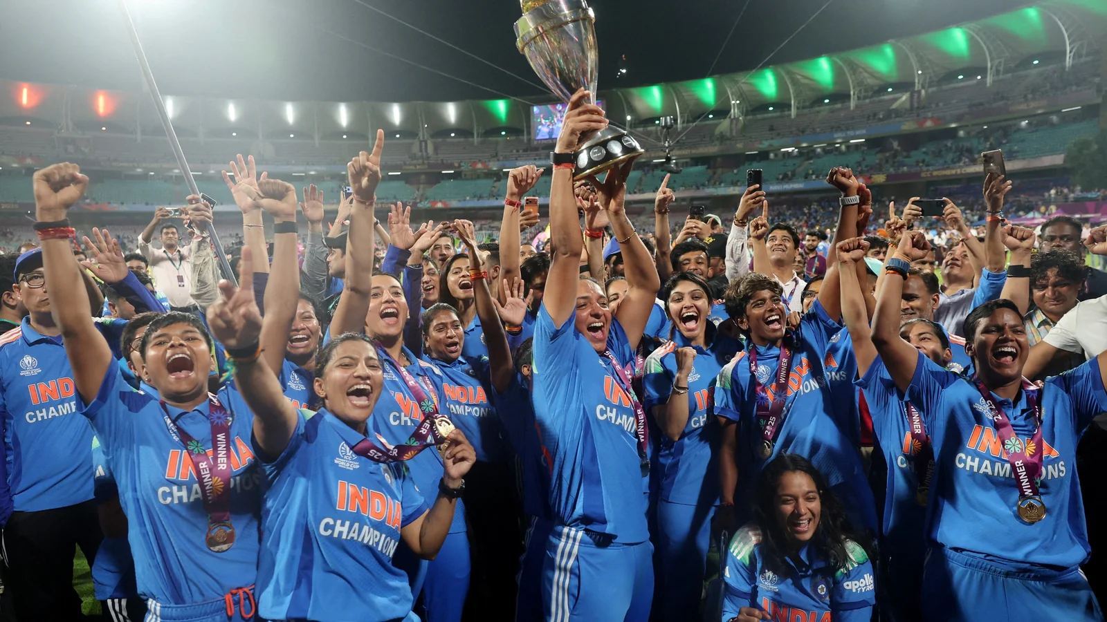 Ashwin Credits 21-Year-Old Sri Charani for India’s Historic Women’s World Cup Triumph