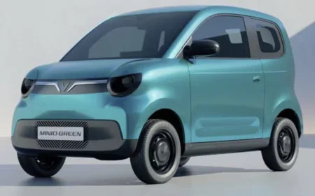 VinFast Gears Up to Enter India’s EV Market with Limo Green MPV - Up to 450 km Range on a Single Charge!