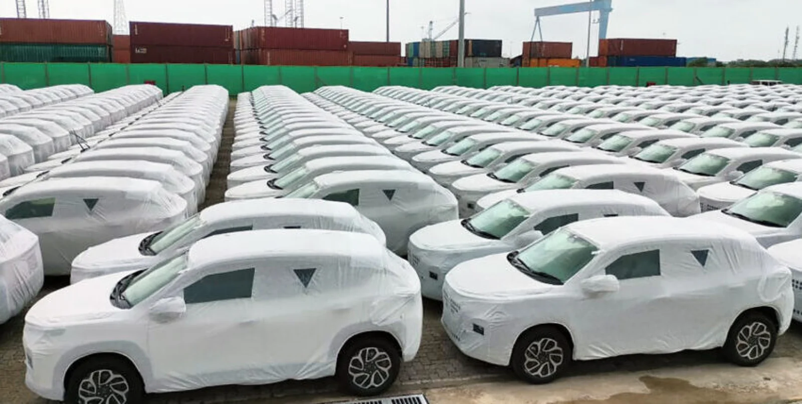 Auto Exports Jump Sharply in November, Three-Wheeler Shipments Nearly Double