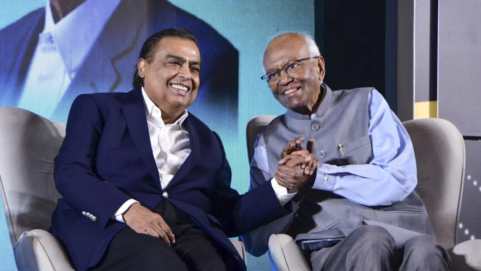 ‘Technology Without Compassion Is Just a Machine’: Mukesh Ambani Praises Dr. Mashelkar