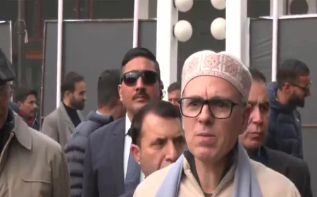 “What Right Did He Have to Touch a Woman’s Clothes?” Omar Abdullah on Nitish Kumar