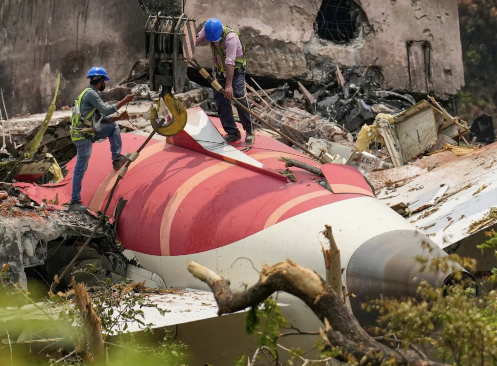 AI-171 Crash Settlement to Be Governed by Indian Law, Disputes Limited to Ahmedabad Courts