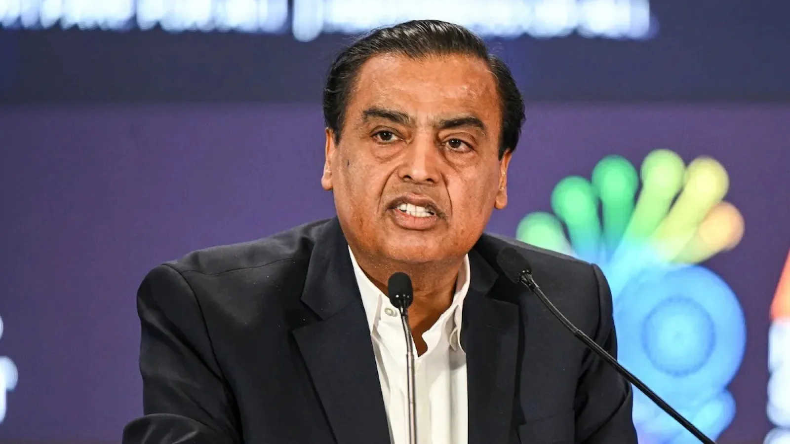 Reliance Targets 120 MW AI Capacity by 2026, Expansion to Gigawatt Level