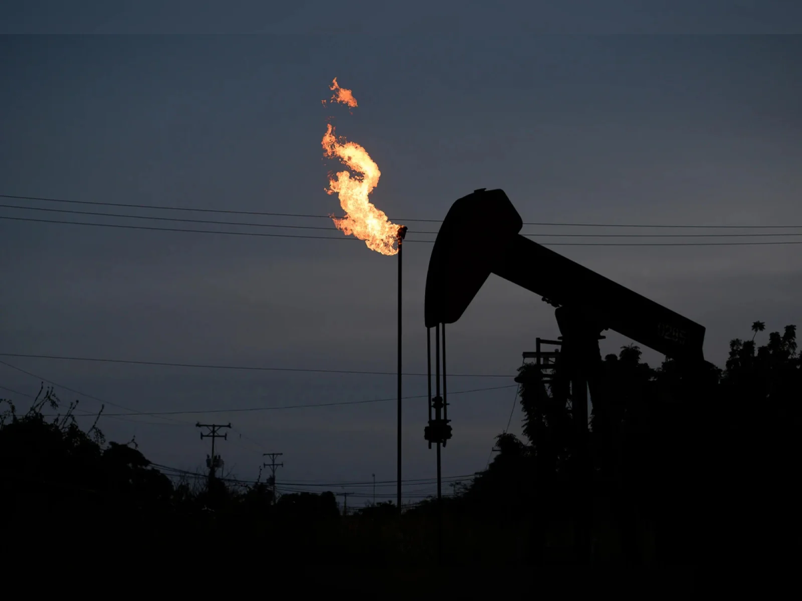 India Gradually Shifts Crude Oil Strategy as Saudi Arabia Rises as Top Supplier