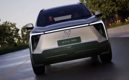 Mahindra XEV 9S Update Allows Drivers to Tune Suspension, Steering, Powertrain