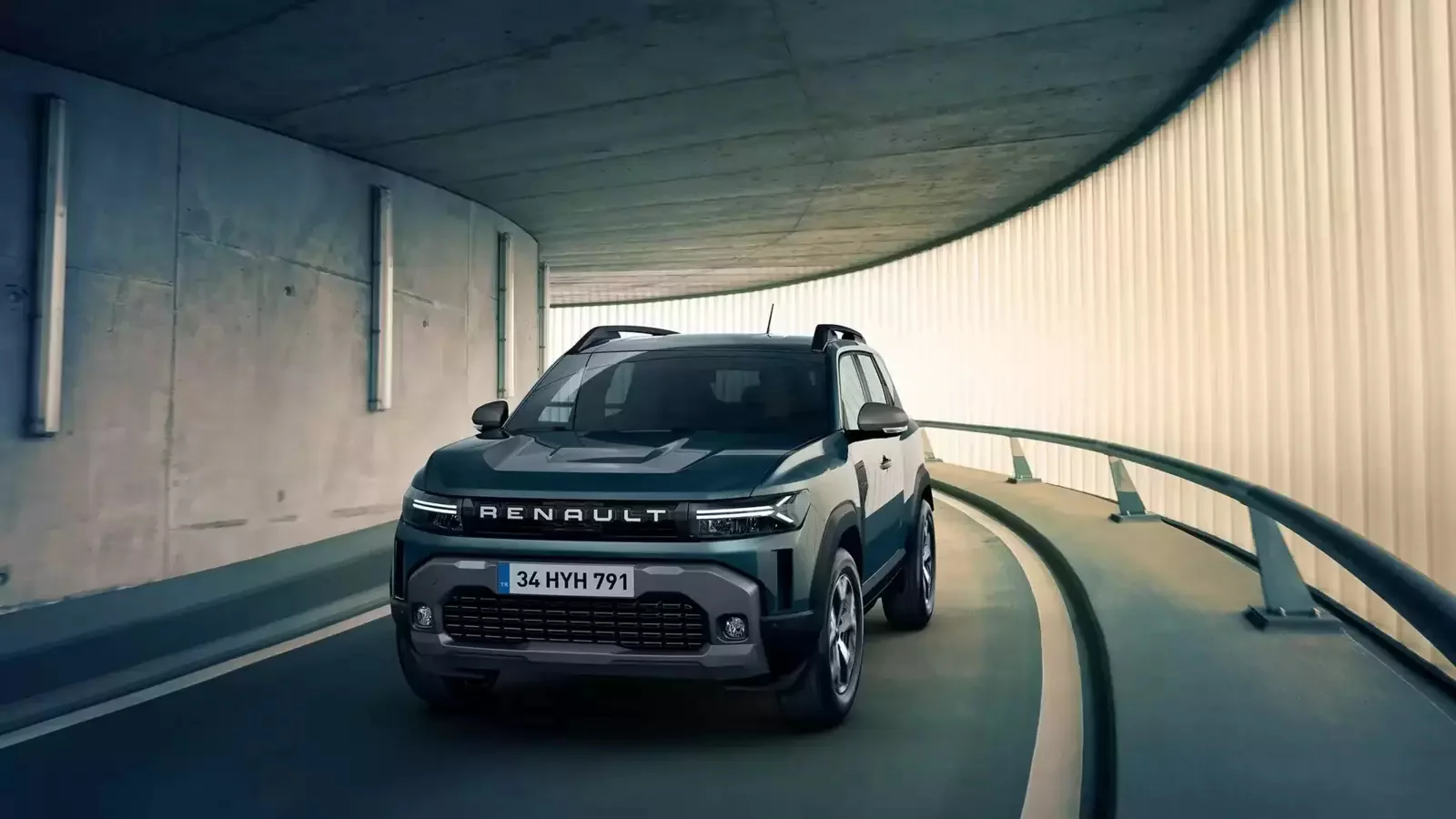 Renault Launches Renault Duster in India: Price, Features, Engine Details