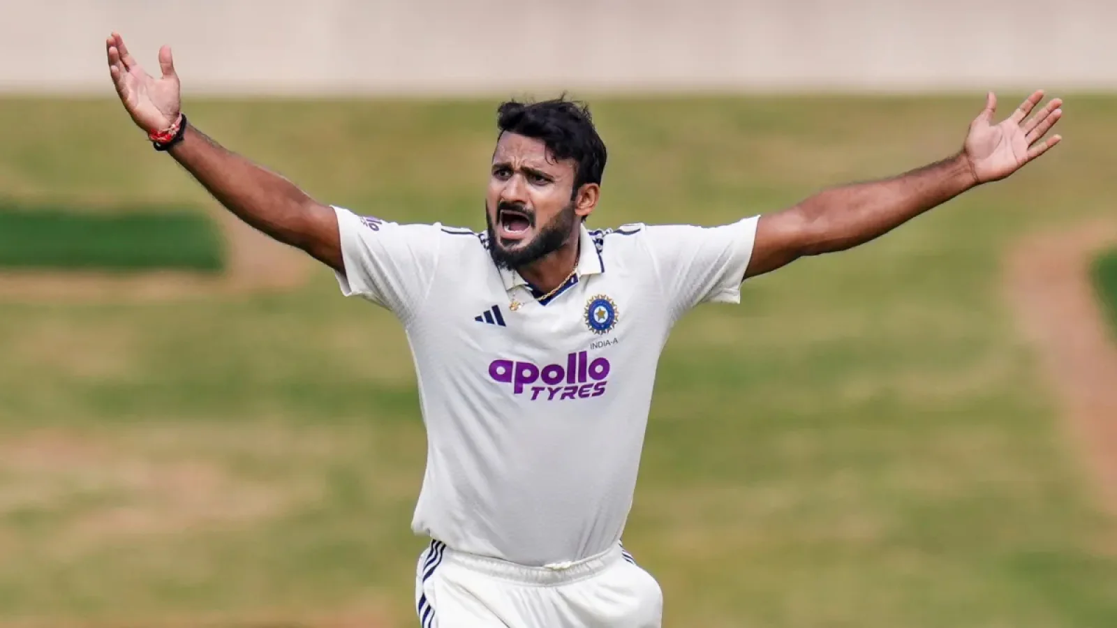 Kolkata Knight Riders sign Saurabh Dubey as injury replacement for Akash Deep ahead of IPL 2026