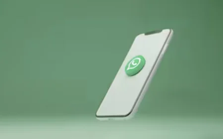 New Feature in WhatsApp Lets iPhone Users Send Stickers While Typing Emojis