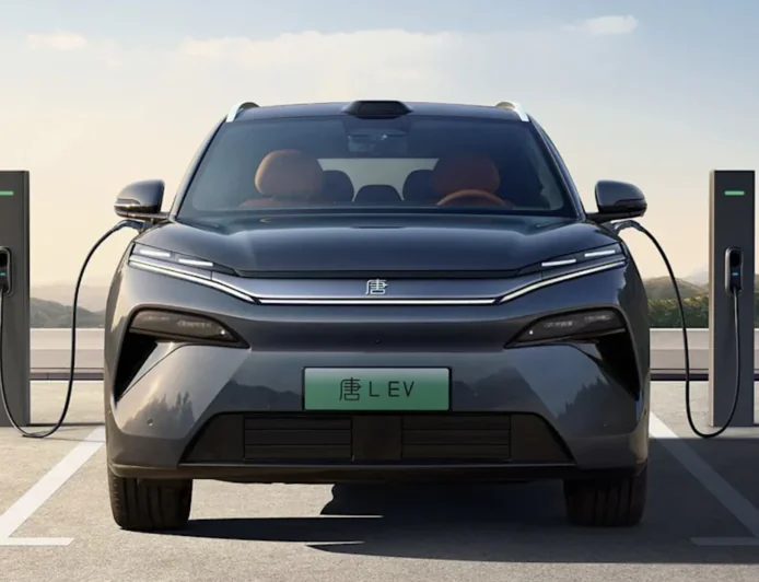 EV Charging Breakthrough: BYD Reveals 1000kW High-Power Charging Platform