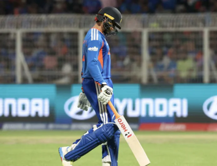 Sunil Gavaskar Urges India to Drop Abhishek Sharma, Varun Chakravarthy Before T20 World Cup Final