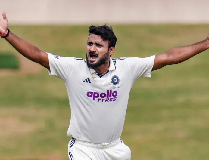 Kolkata Knight Riders sign Saurabh Dubey as injury replacement for Akash Deep ahead of IPL 2026