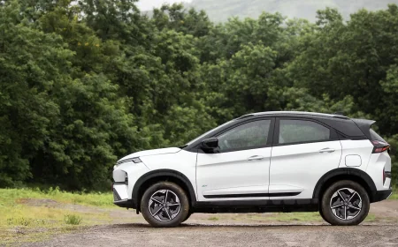 Tata Nexon EV Offers 489km Range, Premium Features and 5-Star Safety Rating