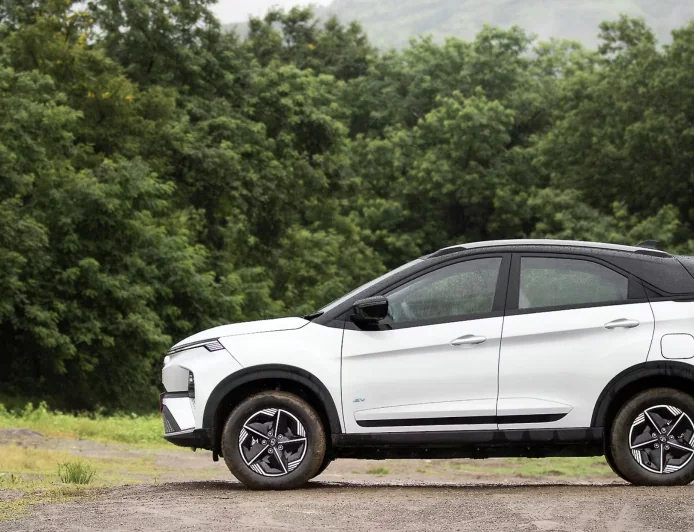 Tata Nexon EV Offers 489km Range, Premium Features and 5-Star Safety Rating