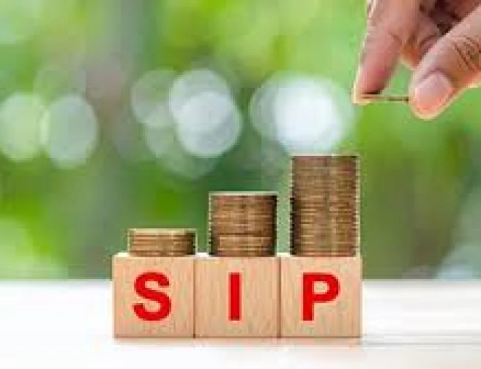 Association of Mutual Funds in India Data Shows Equity MF Inflows Hit ₹40,450 Crore in March