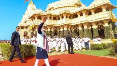 "No power in the world can bend India," said PM Modi after consecrating the Somnath Temple's spire.