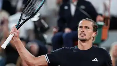 Alexander Zverev Storms Into French Open Semifinals With Dominant Comeback Win