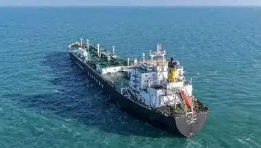 Amid Regional Tensions, Three Indian-Flagged Oil Tankers Cross Strait of Hormuz Without Incident