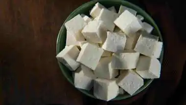 FSSAI Sends Show-Cause Notice to Heritage Foods Over 'Fresh' and 'Healthy' Claims on Paneer Product