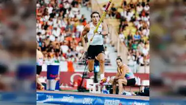 Duplantis Wins Budapest Pole Vault, Eyes Record Again