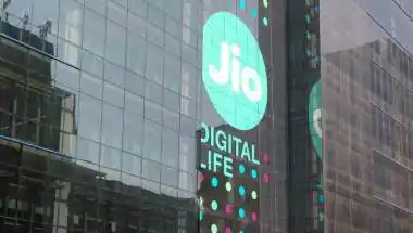 CCI Dismisses Anti-Competition Complaint Against Reliance Jio and Thousands of Firms Over Lack of Evidence