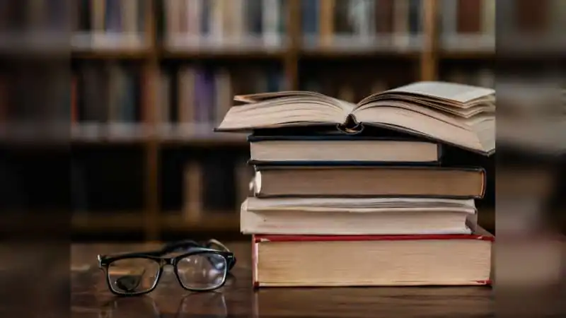 J&K Suspends 8 Officials Over Controversial School Books