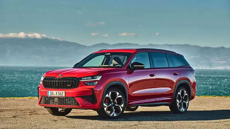 Skoda Kodiaq RS Launched in India at ₹66.99 Lakh: 265 BHP Engine, Features, Top Speed & Delivery Details