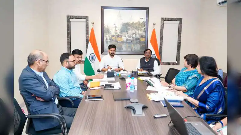Telangana CM Proposes Innovation Centre at Skill University
