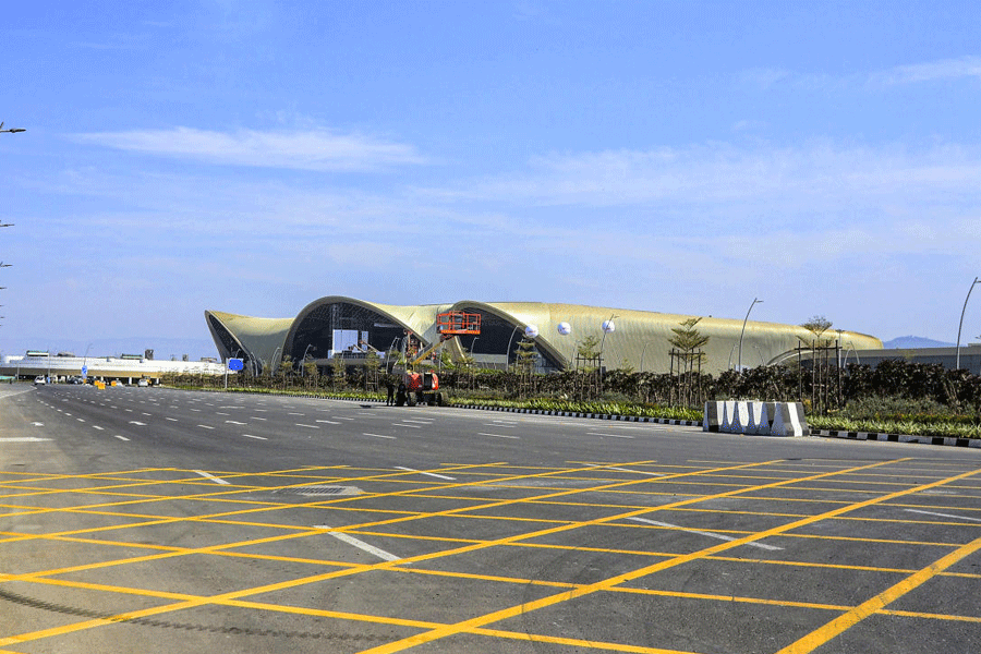 Navi Mumbai Airport Starts International Services, First Flight to Abu Dhabi Departs With Around 100 Passengers