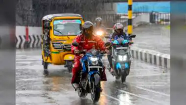 Heavy Rain and Thunderstorms Alert Issued for Six Tamil Nadu Districts