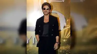 FDA Issues Notices to SRK, Ajay, Tiger Over Vimal Ad