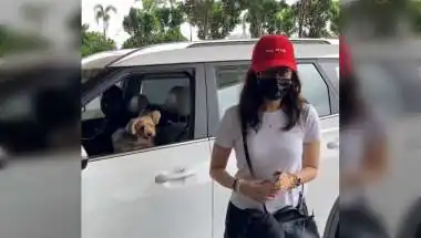 Shraddha Kapoor’s Dog Sees Her Off at Airport