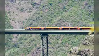 Headline: Vande Bharat Hits 100 Kmph on World's Highest Railway Bridge