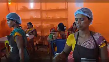 JEEViKA Kitchen Employs 100+ Women at Shravani Mela