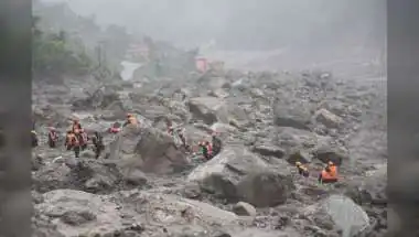 Indian Tunnel Rescue Team Begins Recce in Flood-Hit Nepal