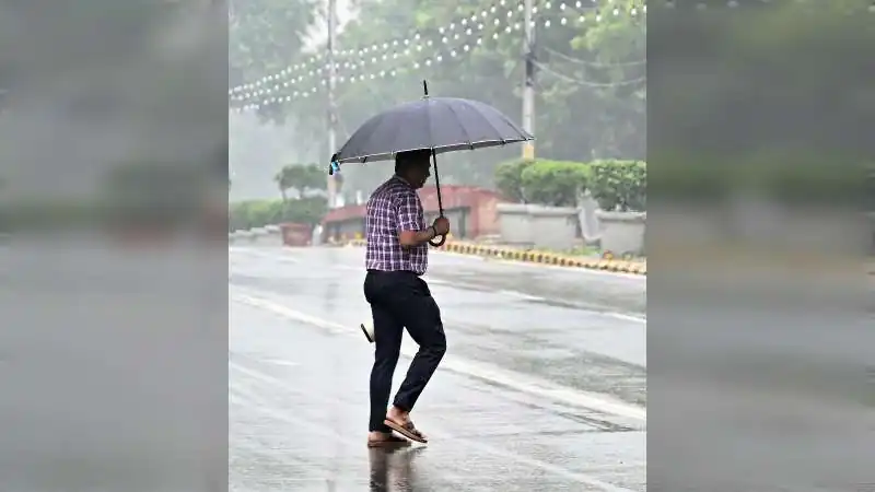 Delhi-NCR Braces for Heavy Rain; AQI Remains Very Poor
