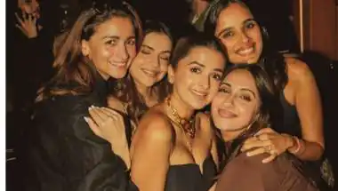 Akansha Ranjan Celebrates 33rd Birthday With Alia Bhatt