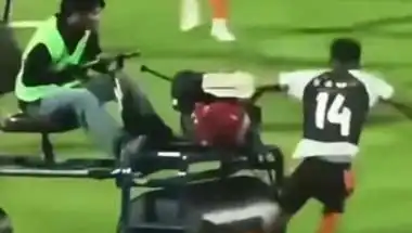 Andros Townsend Run Over by Pitch Roller Before PT Prachuap Game, Later Comes on as Substitute