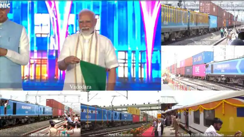 PM Modi Unveils Rs 35,000 Cr Projects In Vadodara