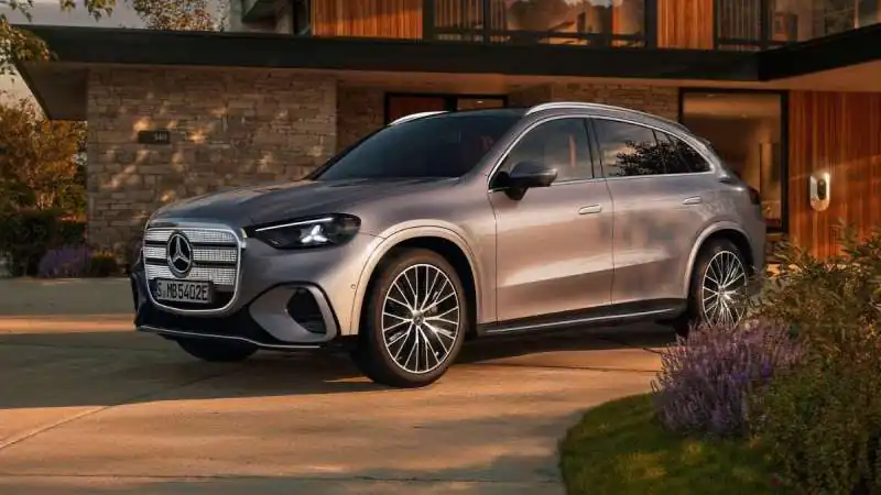 Mercedes-Benz GLC Electric India Launch on November 4: 715km Range, 94kWh Battery and 330kW Charging