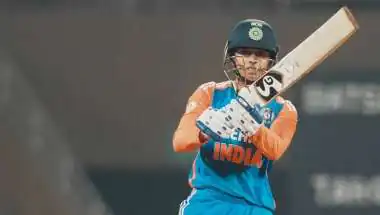 India Women vs Zimbabwe Women: 29 Dot Balls in First Six Overs Spark Statistical Debate