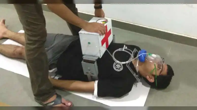 University of Washington Students Win $10,000 for CPRight, a Wallet-Sized CPR Guidance Patch