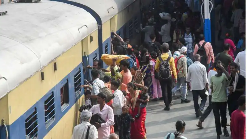 Diwali, Chhath Rush: Railways Tightens Station Security
